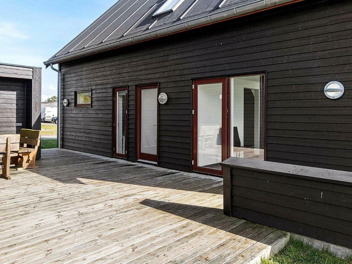 6 Person Holiday Home In R M Sønderby Extérieur photo