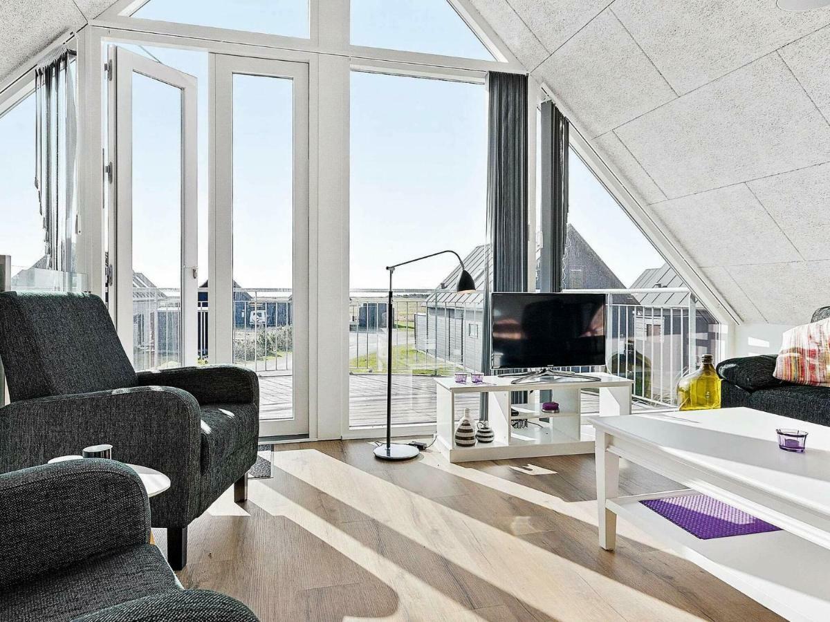 6 Person Holiday Home In R M Sønderby Extérieur photo