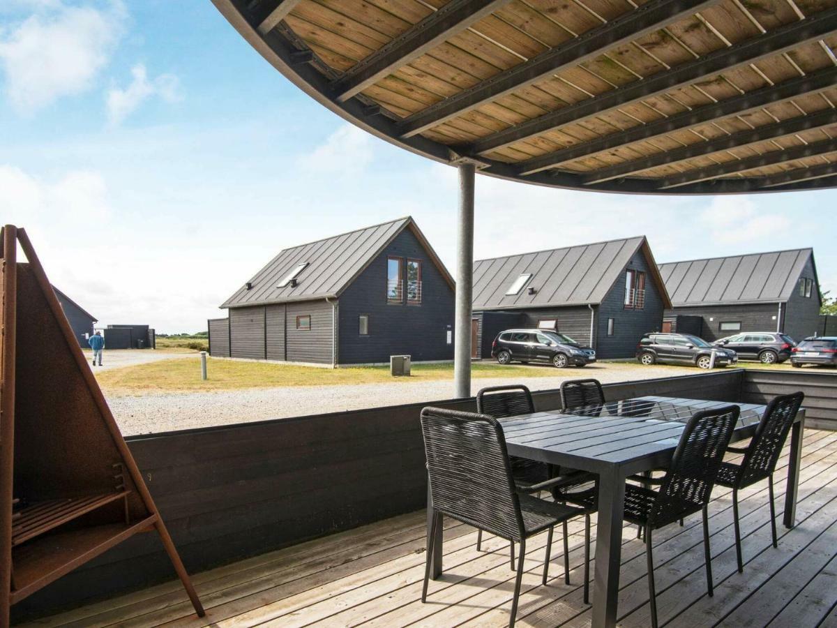 6 Person Holiday Home In R M Sønderby Extérieur photo