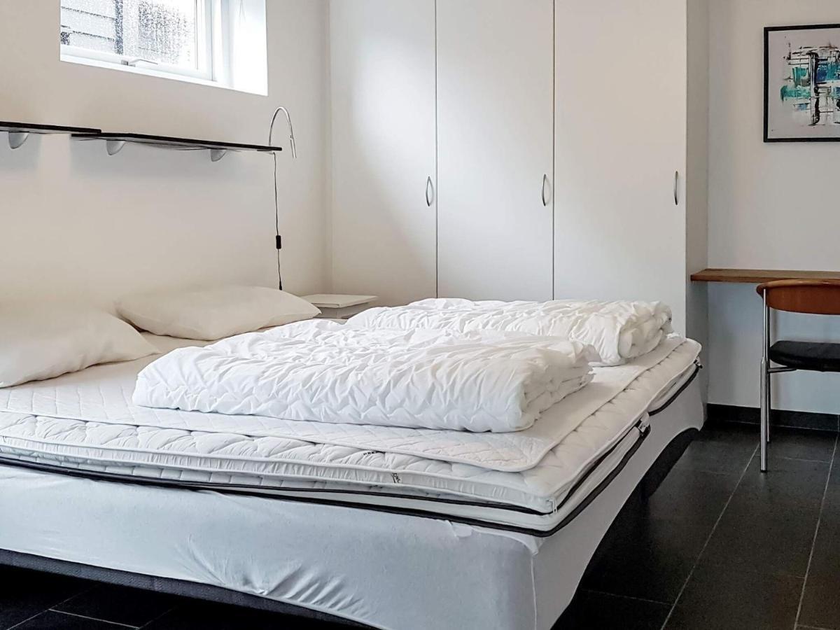 6 Person Holiday Home In R M Sønderby Extérieur photo
